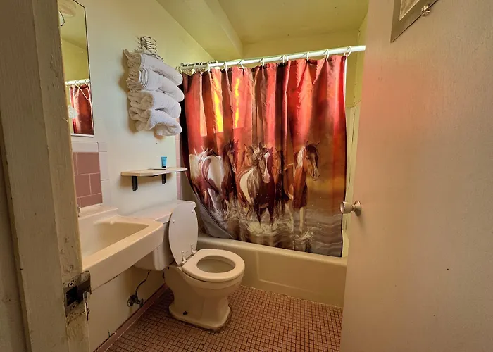 Stagecoach 66 Hotel 4*